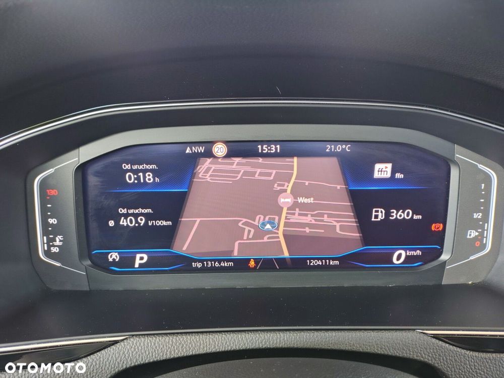 Volkswagen Passat - 31