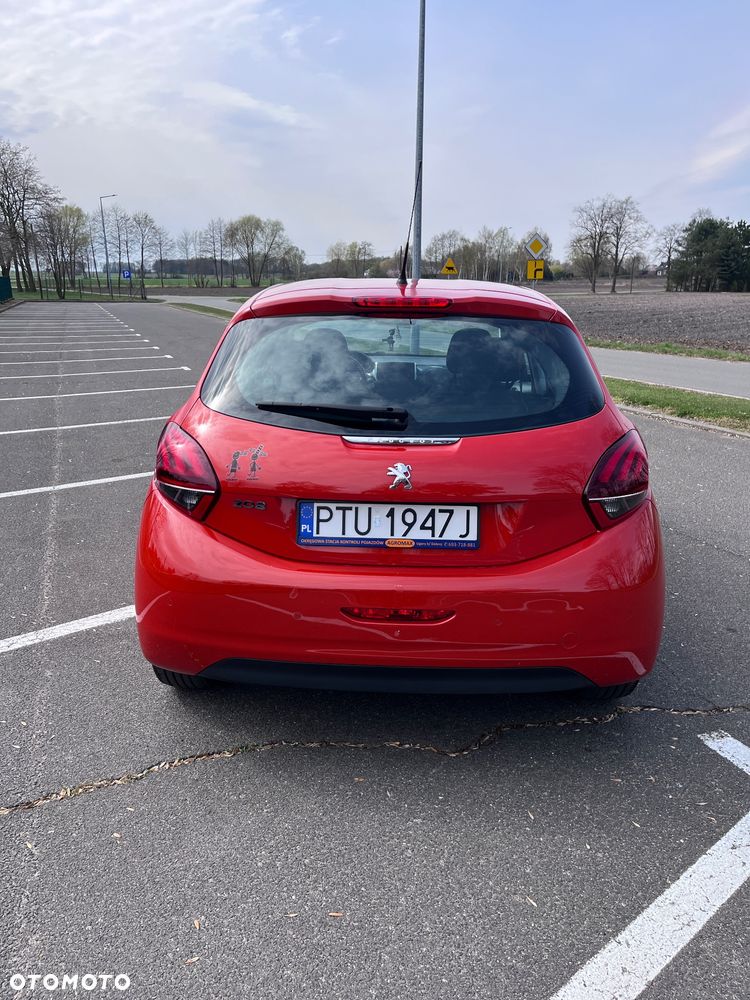 Peugeot 208 1.2 PureTech Allure S&S - 4