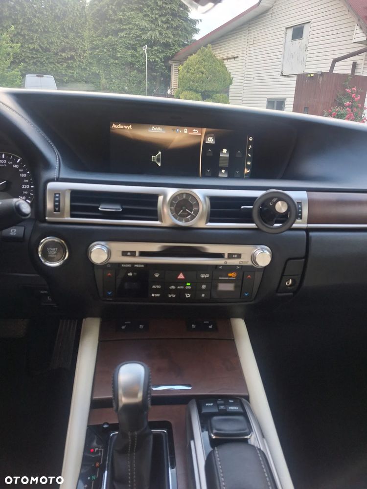 Lexus GS 200t / 300 Elegance - 18