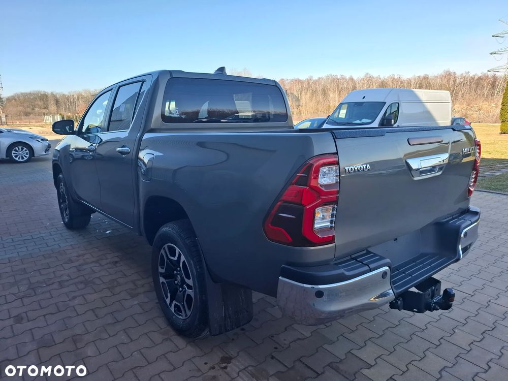 Toyota Hilux 2.8 D-4D mHEV Double Cab Executive 4x4 - 19