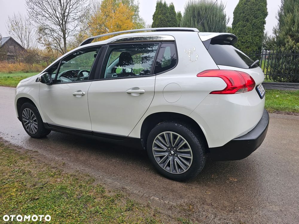 Peugeot 2008 e-HDi FAP 92 STOP & START Allure - 40