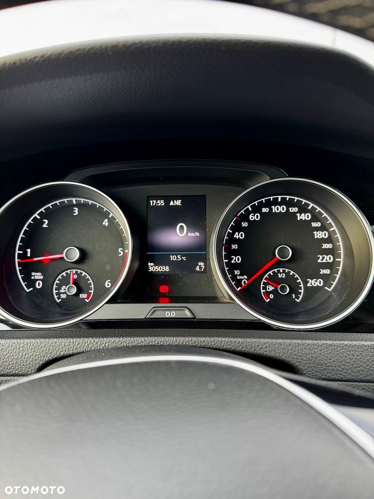 Volkswagen Golf 1.6 TDI BMT Highline - 27