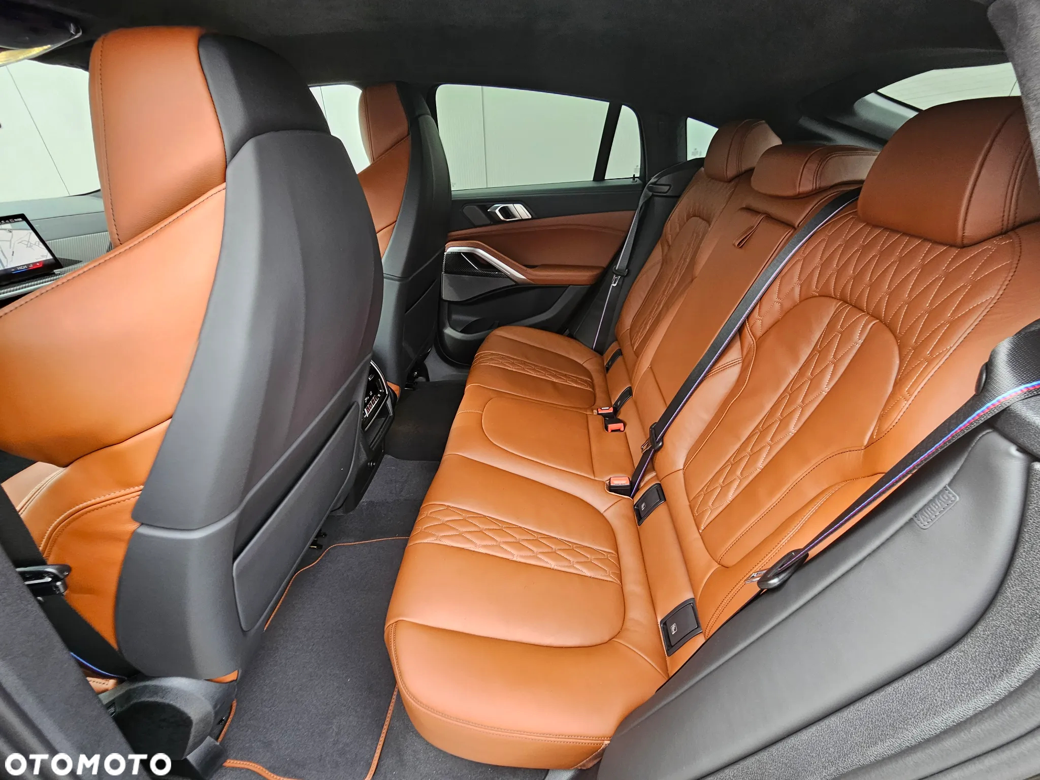 BMW X6 M50i - 15