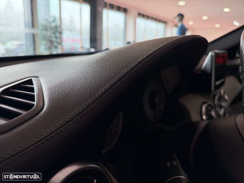 Mercedes-Benz A 180 CDI AMG Line - 20