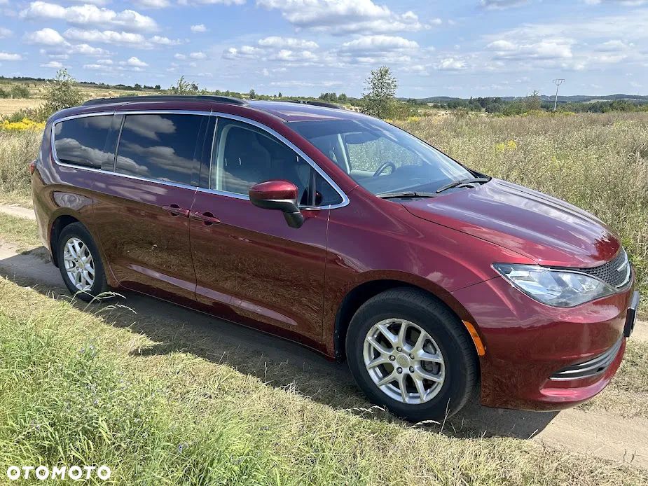 Chrysler Pacifica - 6