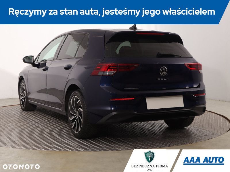 Volkswagen Golf - 6