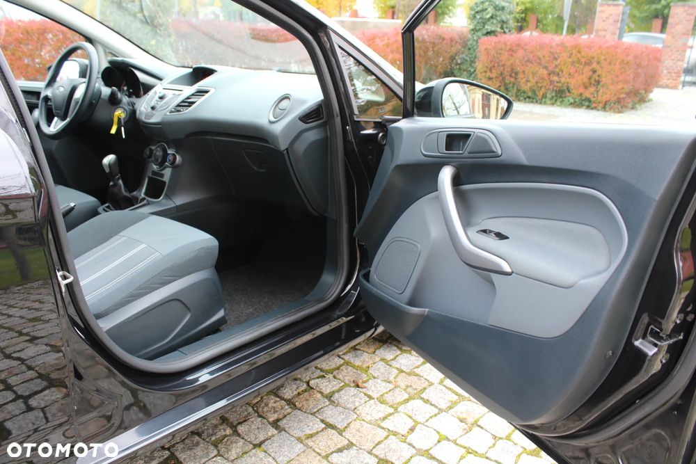 Fiat Punto 1.2 16V Dynamic - 12