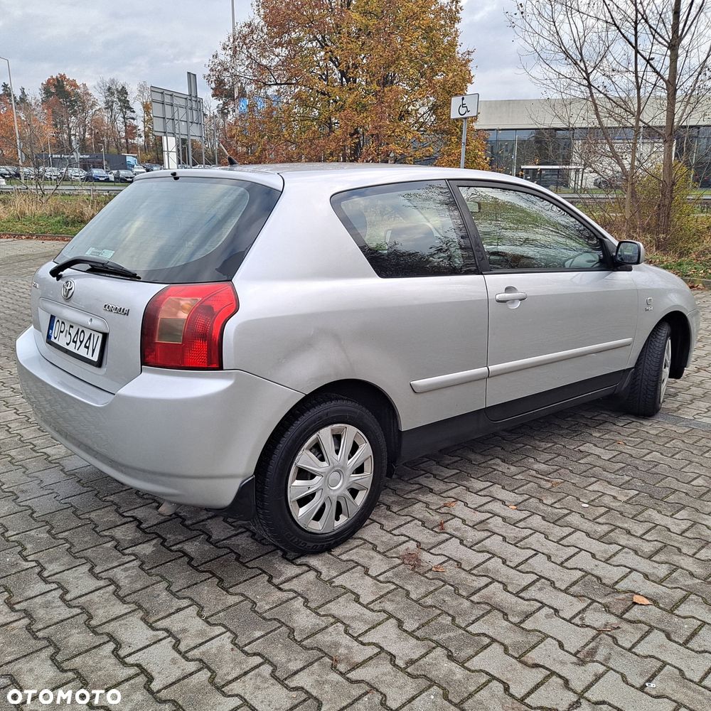 Toyota Corolla 1.6 VVT-i Sol - 3