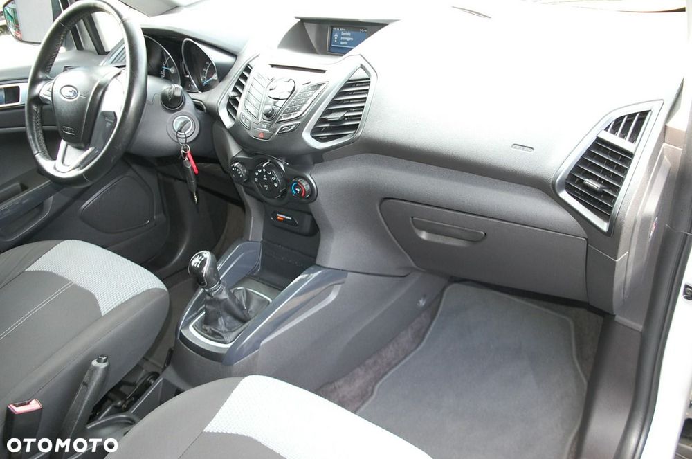 Ford EcoSport - 27