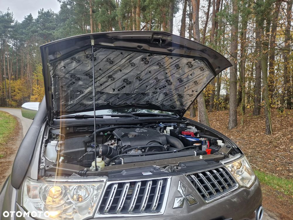 Mitsubishi L200 2.5 DID DC Intense (6air) Safety HP - 19