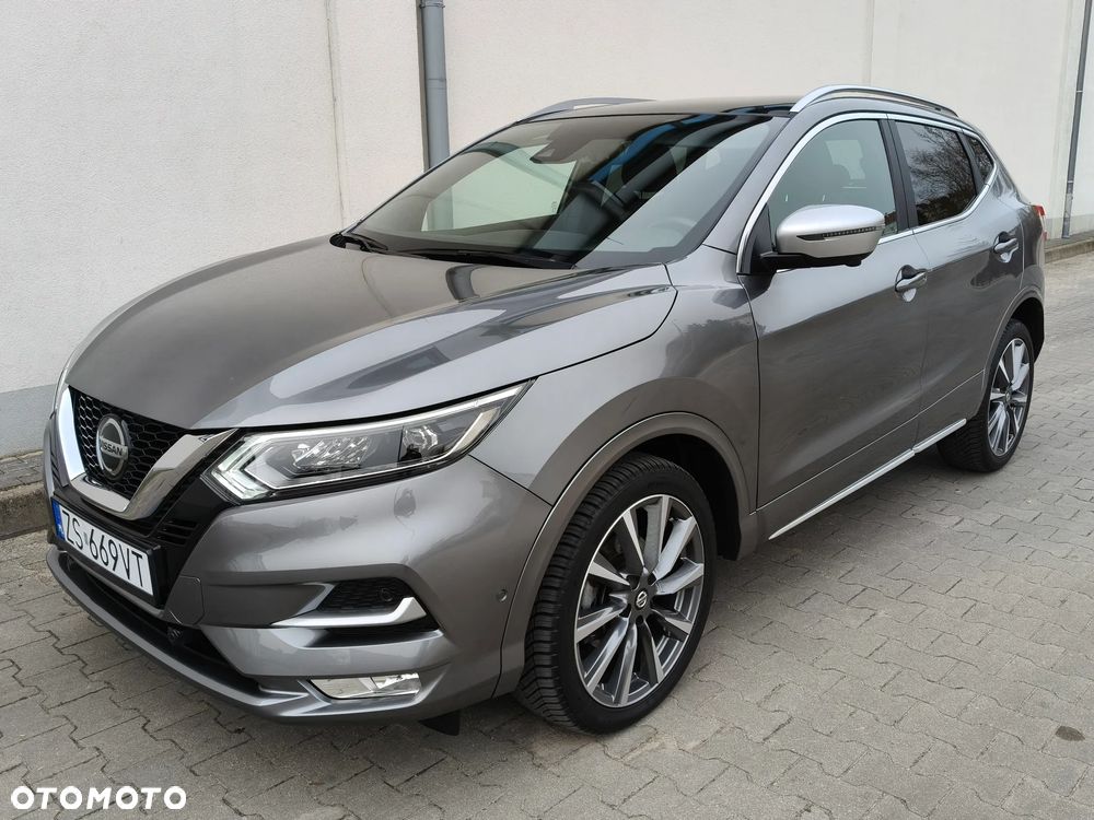 Nissan Qashqai 1.3 DIG-T Tekna DCT - 2