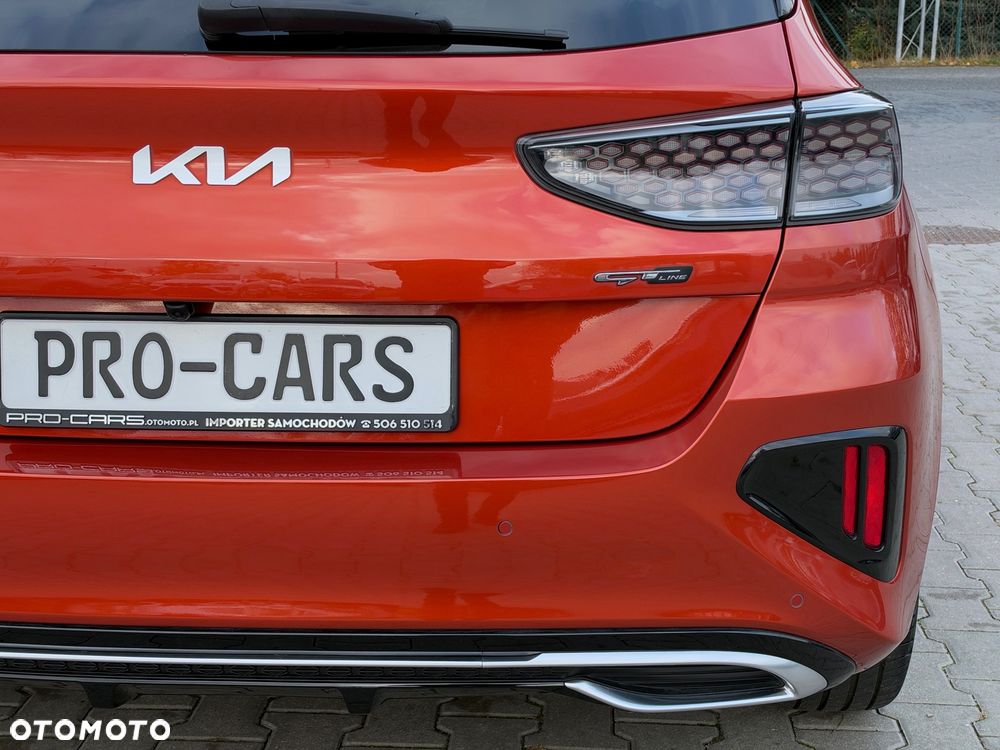 Kia Ceed 1.5 T-GDI MHEV GT-Line - 13