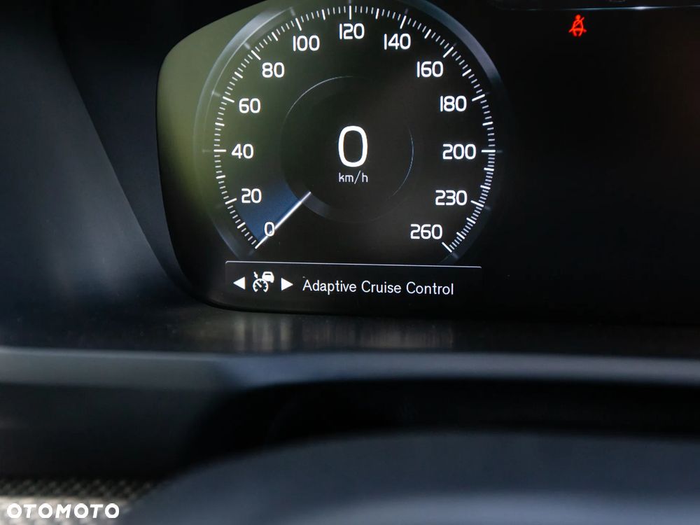 Volvo XC 90 T6 AWD Geartronic RDesign - 31