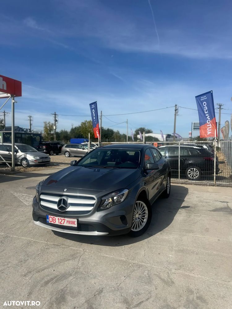 Mercedes-Benz GLA 180 d - 4