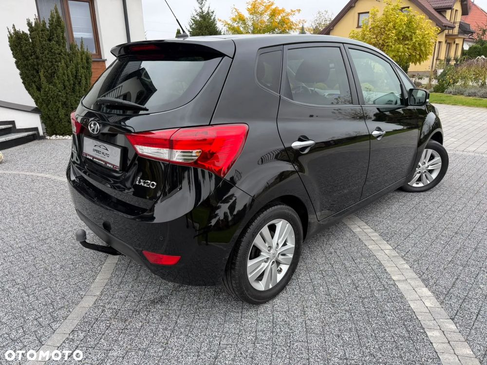 Hyundai ix20 1.6 Premium - 16