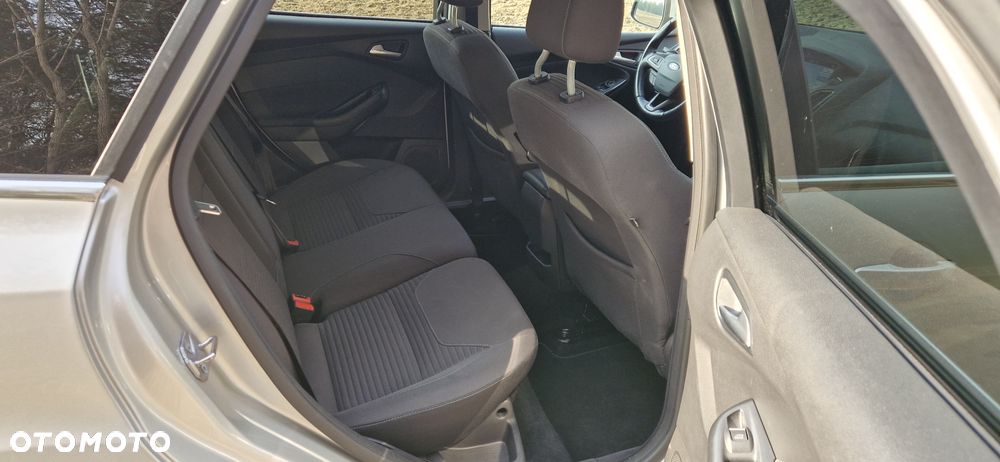 Ford Focus - 11