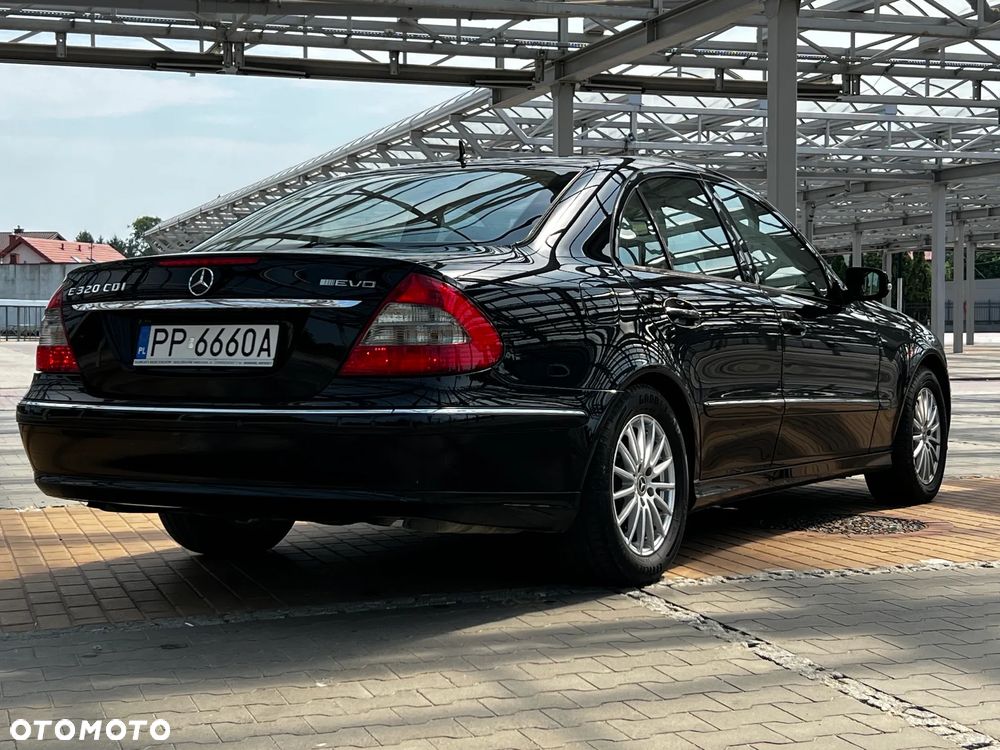 Mercedes-Benz Klasa E 320 CDI Elegance - 8