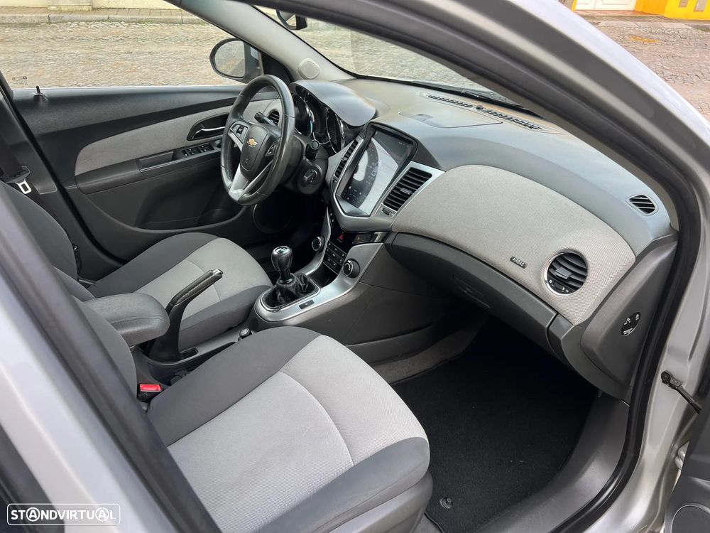 Chevrolet Cruze 2.0 VCDi LT - 22