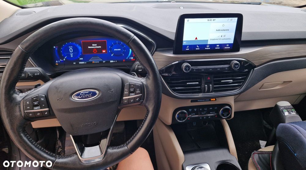 Ford Escape 2.0 EcoBoost AWD Titanium - 6