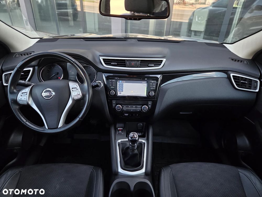 Nissan Qashqai 1.6 DIG-T Tekna - 17