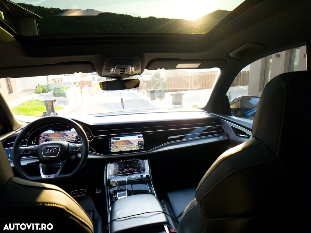 Audi Q8 - 11