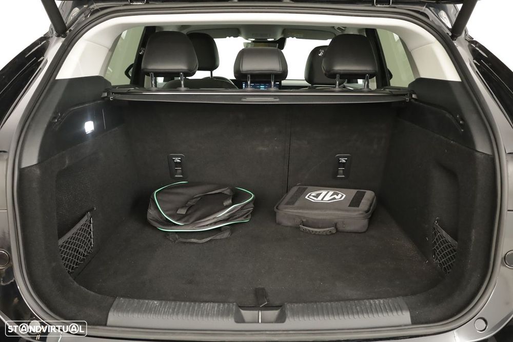 MG EHS 1.5 T-GDI Plug-in Hybrid Luxury - 24