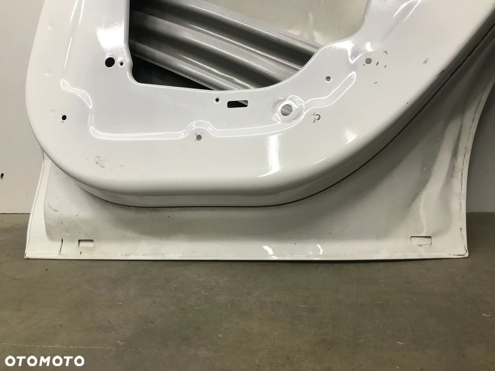 Drzwi Tesla Y 20- lewe tylne lewy tył - 12