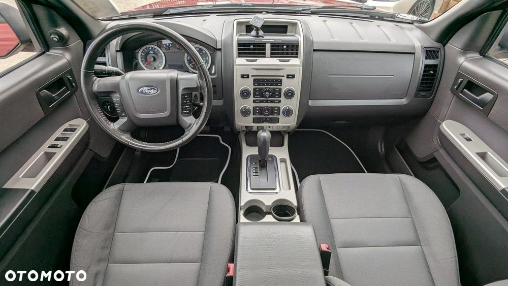 Ford Escape - 22