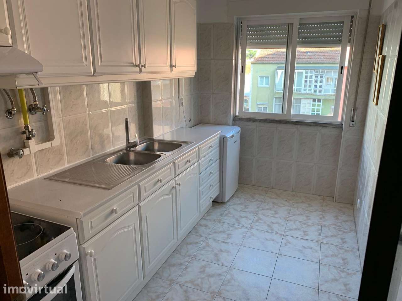 Apartamento T2 centro da Cova da Piedade - Grande imagem: 4/16