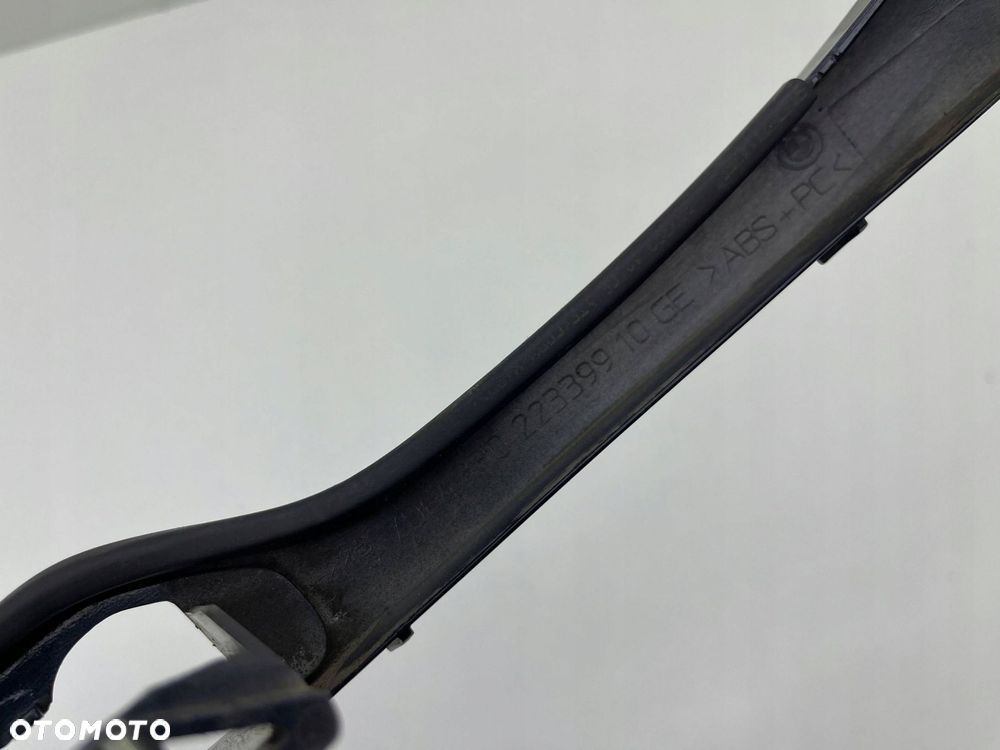 BMW 3 E46 LCI COUPE PRAWA LISTWA POD LAMPĘ 7064330 - 7