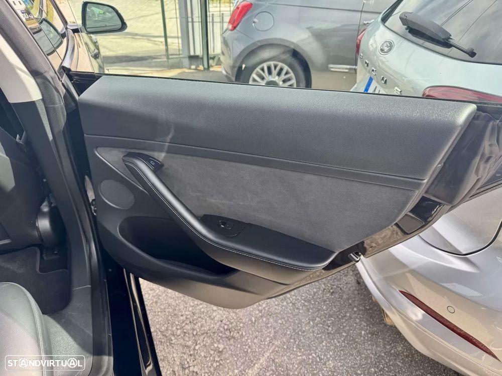 Tesla Model 3 Standard Range Plus RWD - 27