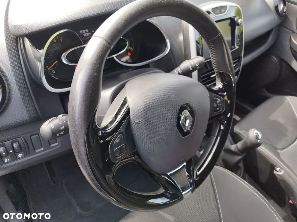 Renault Clio 1.2 16V 75 LIMITED - 18