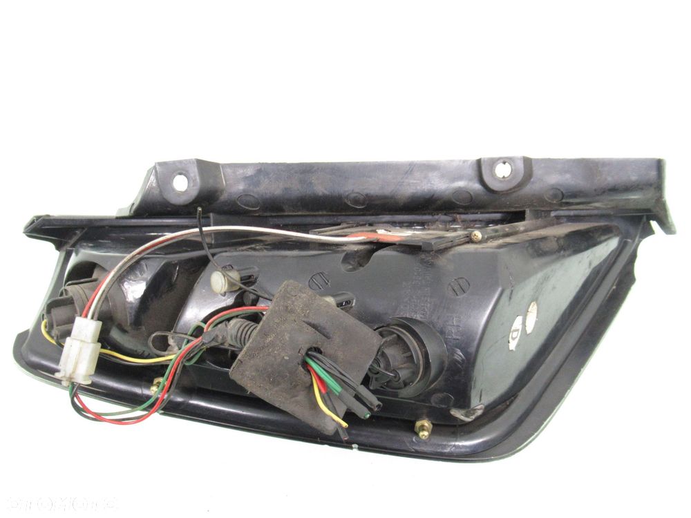 LAMPA PRAWA TYLNA FIAT GRANDE PUNTO - 4