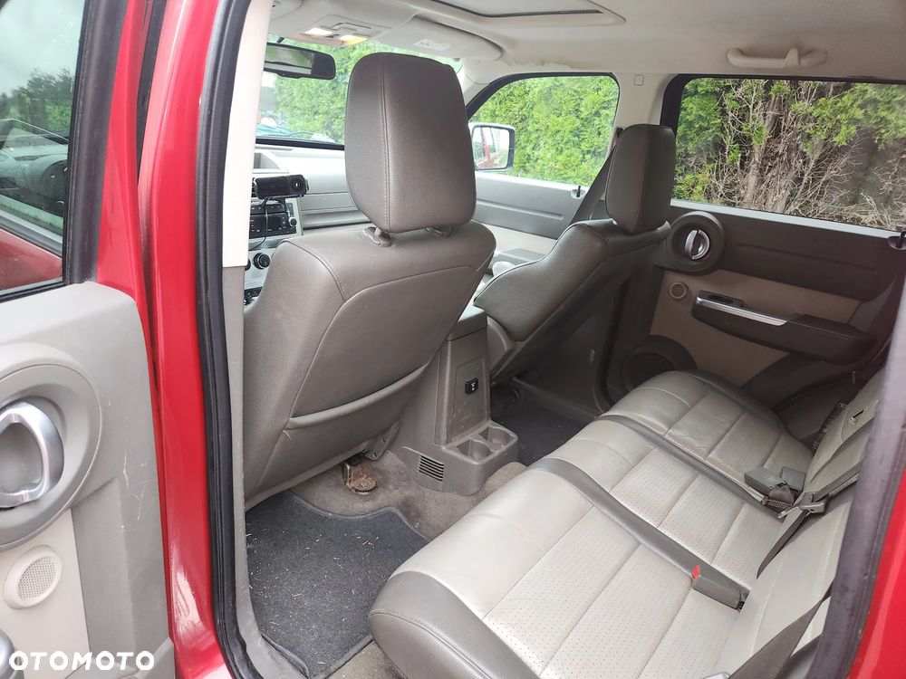 Dodge Nitro 3.7 V6 SLT 4WD - 5
