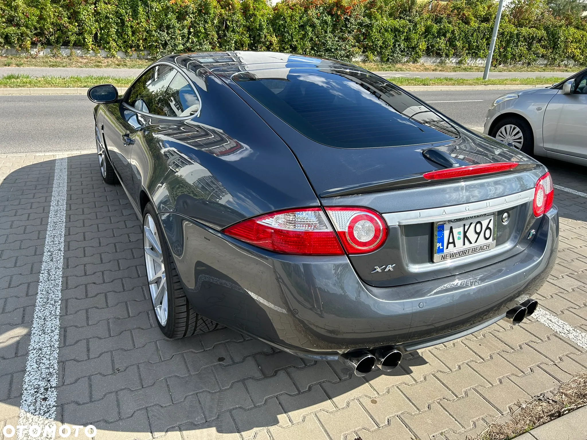 Jaguar XK XKR Coupe - 8
