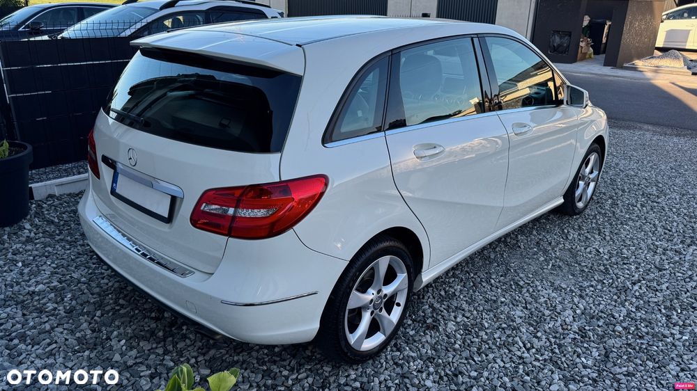 Mercedes-Benz Klasa B 180 BlueEFFICIENCY Edition - 8