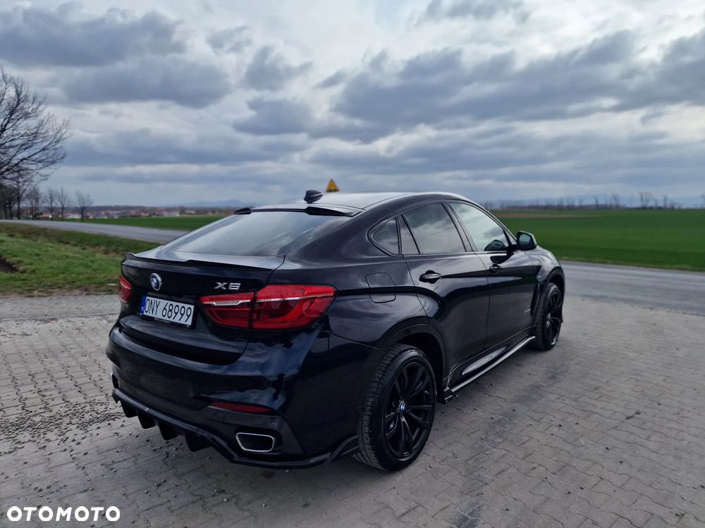 BMW X6 xDrive40d - 9