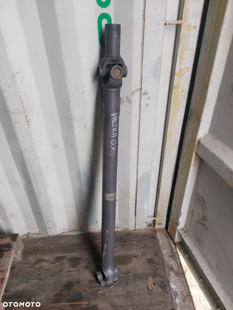 Wał napędowy pędny napęp przód ACX336001A Valtra Q305S 2024r