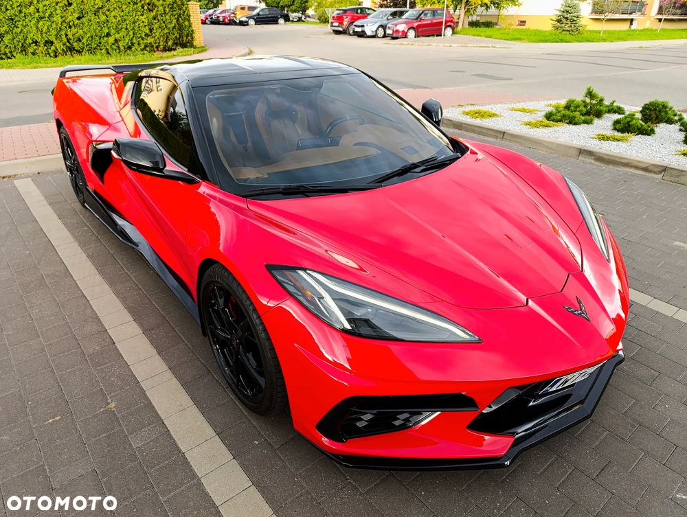 Chevrolet Corvette - 22