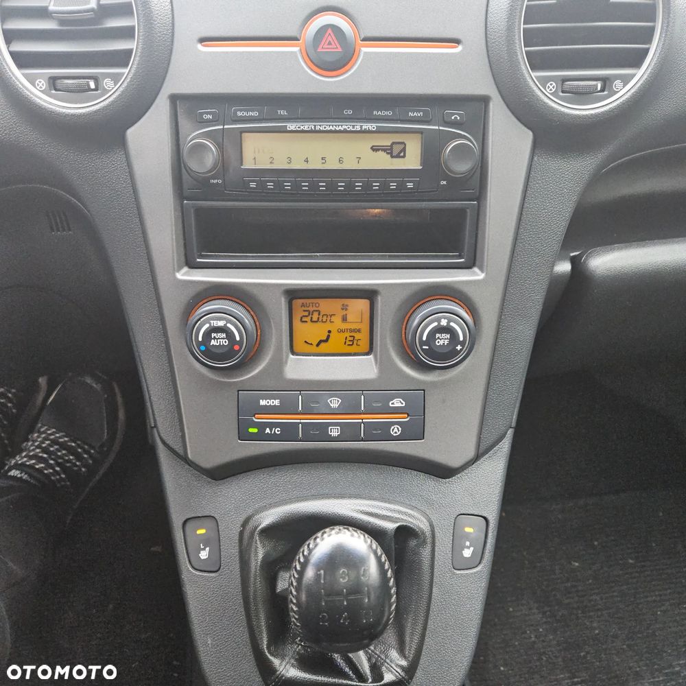 Kia Carens 2.0 CVVT LX Basis - 30