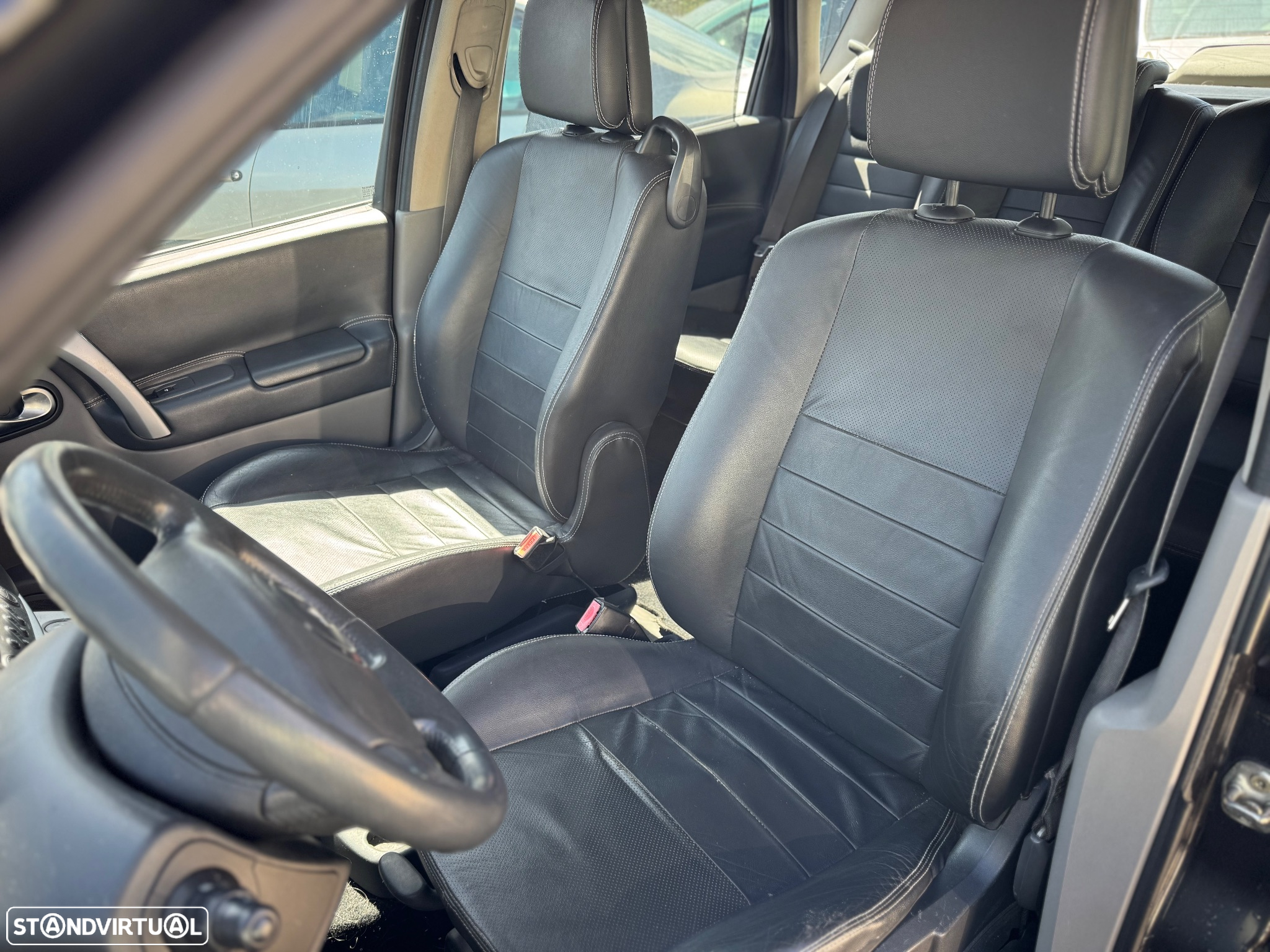 Renault Scénic 1.5 dCi Dynamique - 4