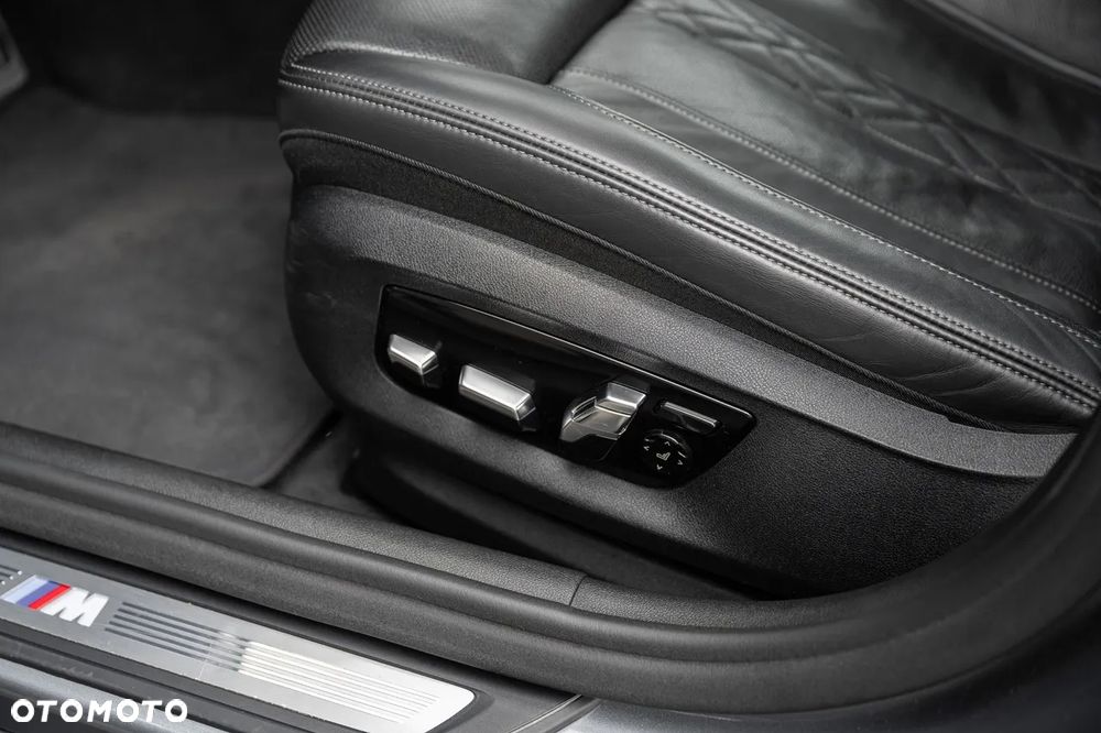 BMW Seria 5 540d xDrive M Sport sport - 17