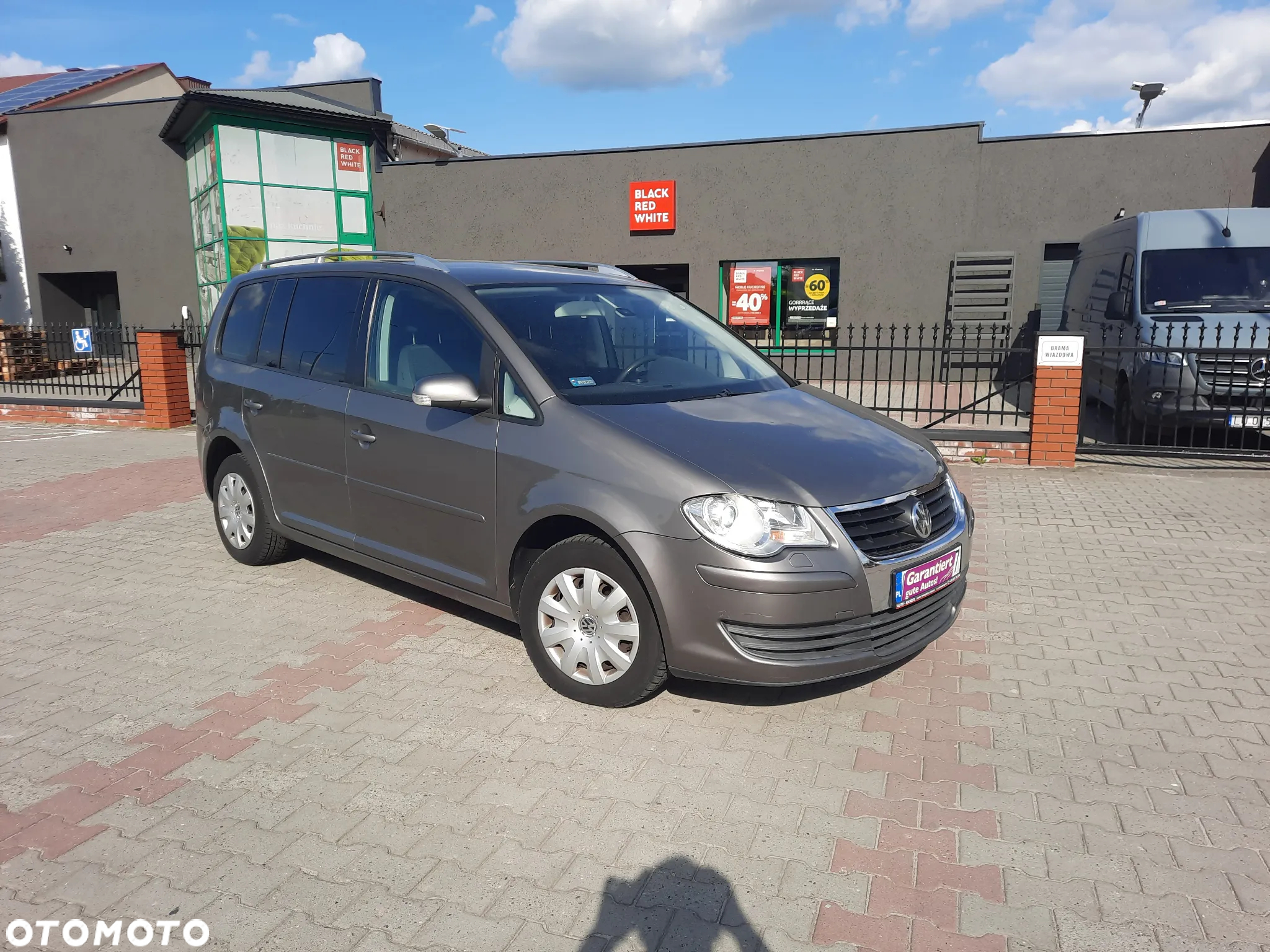 Volkswagen Touran 1.9 TDI Conceptline - 6
