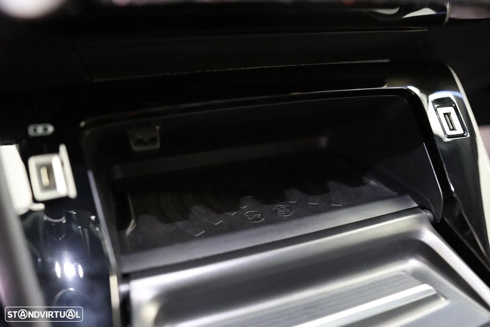 Peugeot 2008 PureTech 155 EAT8 GT - 17