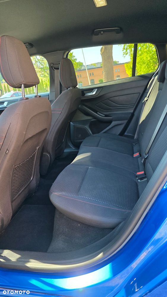 Ford Focus 2.0 EcoBlue ST-Line - 11