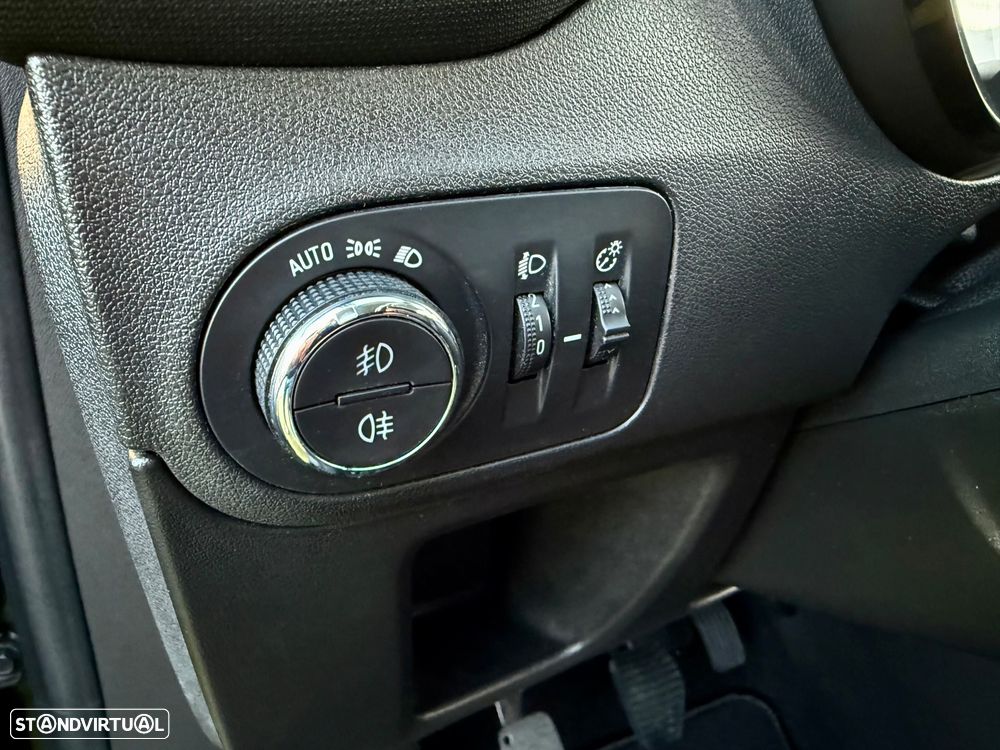 Opel Crossland 1.2 T Elegance - 26