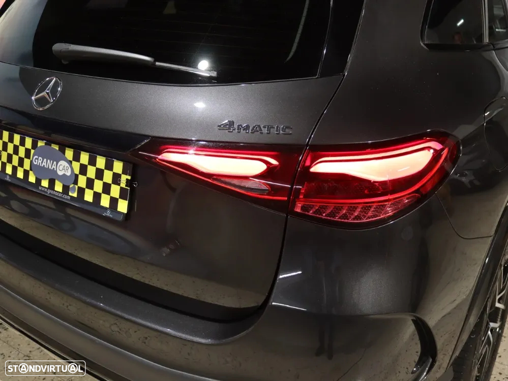 Mercedes-Benz GLC 300 de 4Matic - 33