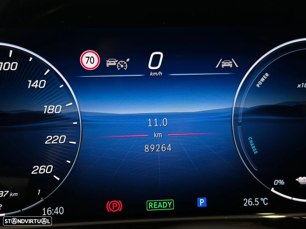 Mercedes-Benz E 300 de 4Matic All-Terrain - 18