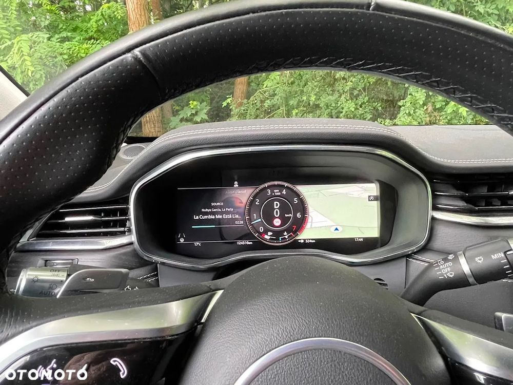 Jaguar F-Pace 3.0 P400 mHEV AWD R-Dynamic Black - 27