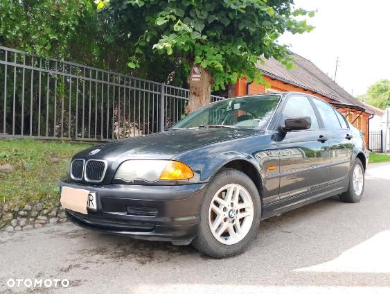 BMW Seria 3 316i - 10